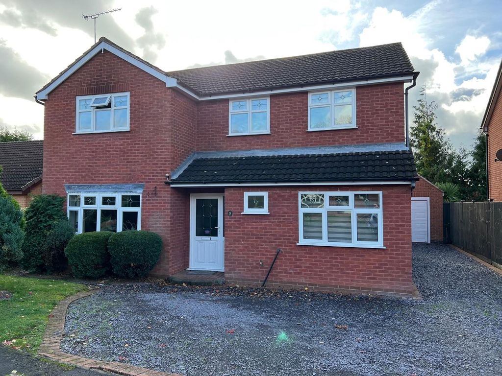 4 bed property for sale in Hewes Close, Glen Parva, Leicester LE2 Zoopla