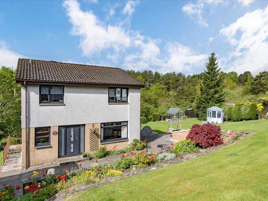 4 bed villa for sale in Fairways, Dunfermline KY12, £325,000 Zoopla