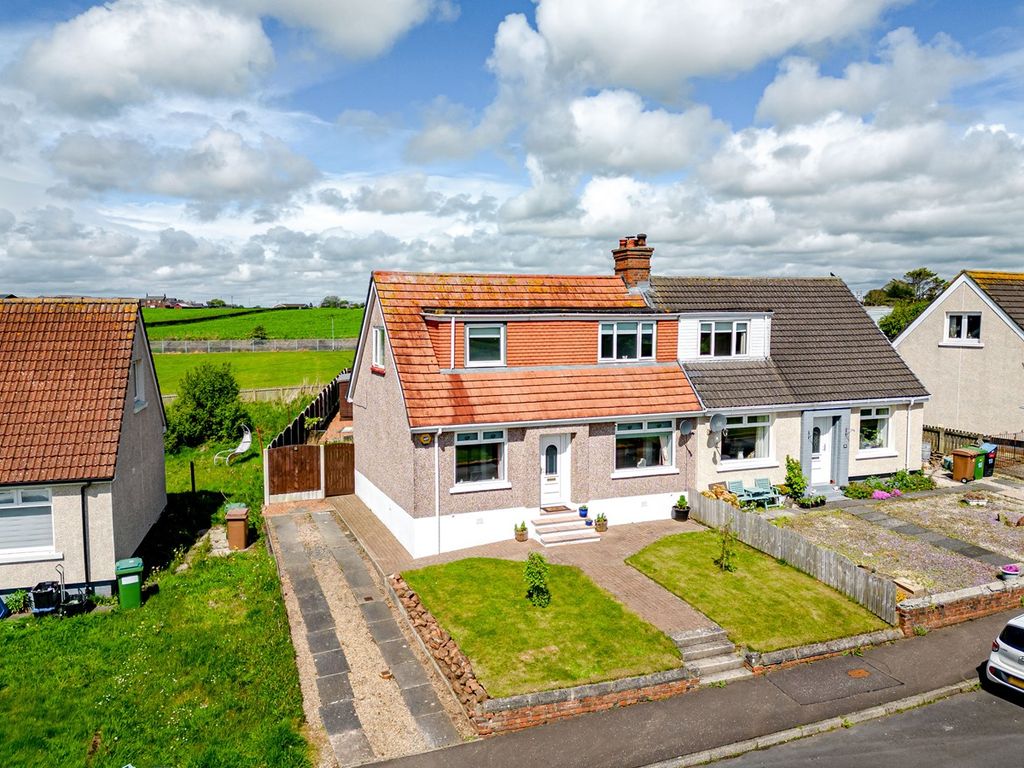 4 bed semidetached house for sale in Fairlie View, Gatehead