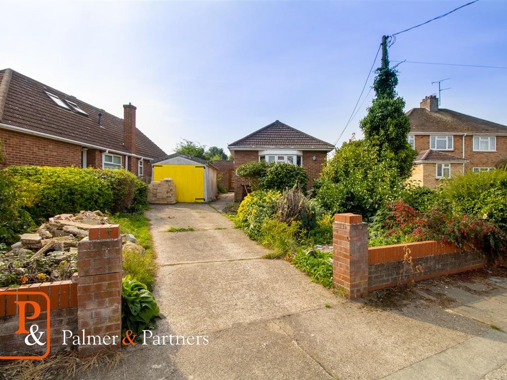 2 bed detached bungalow for sale in D'arcy Road, Colchester CO2 Zoopla