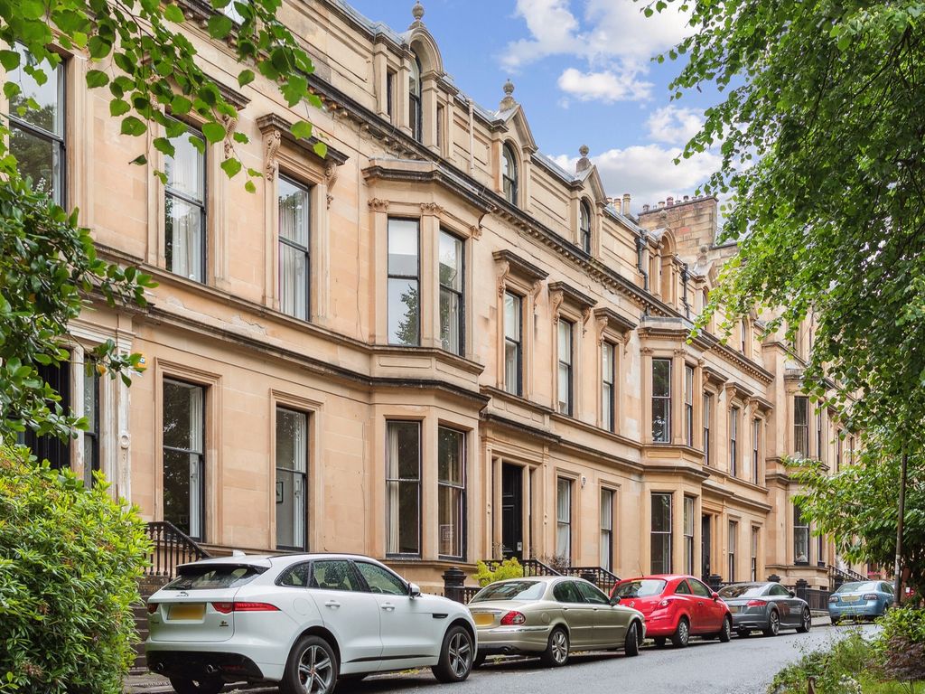3 bed flat for sale in Crown Terrace, Dowanhill, Glasgow G12 Zoopla