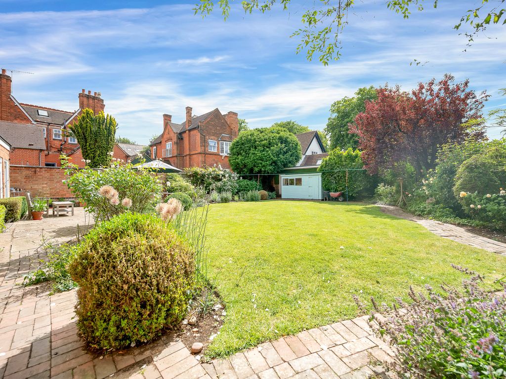 4 bed detached house for sale in Knighton Road, Stoneygate, Leicester