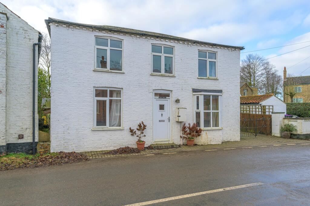 4 bed detached house for sale in Main Road, Belchford, Horncastle LN9
