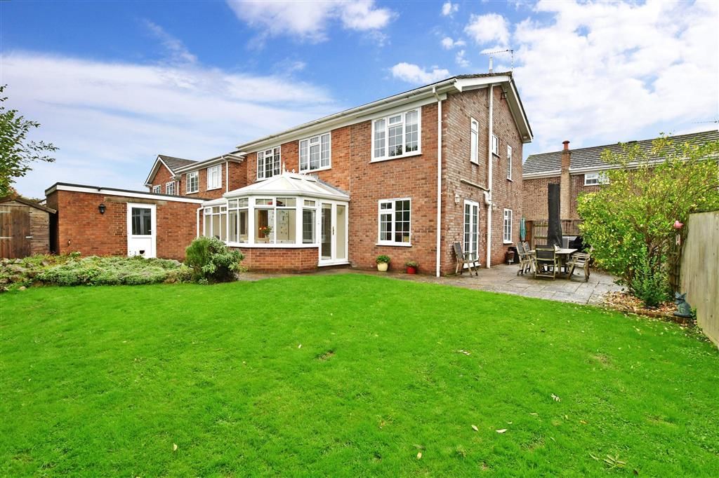 5 bed detached house for sale in Bray Gardens, Maidstone, Kent ME15 Zoopla