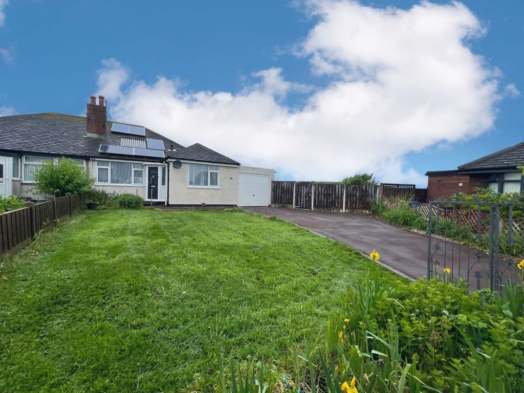2 bed bungalow for sale in Green Drive, Cleveleys FY5, £220,000 Zoopla