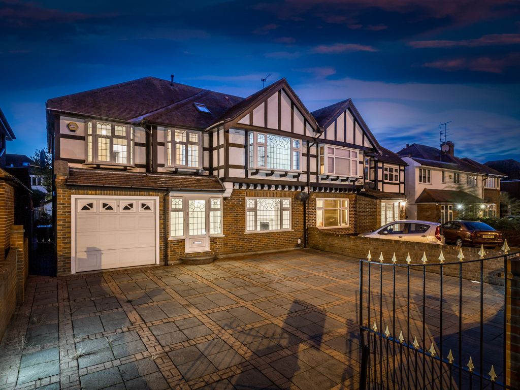 6 bed semidetached house for sale in Robin Hood Way, London SW15 Zoopla