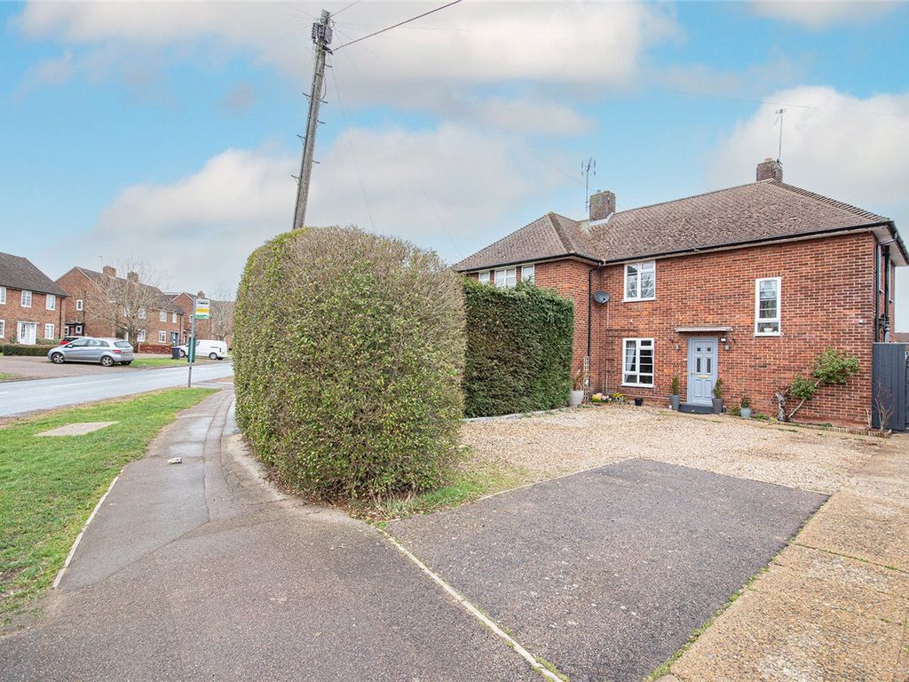 3 bed semidetached house for sale in Hollybush Lane, Welwyn Garden City, Hertfordshire AL7 Zoopla