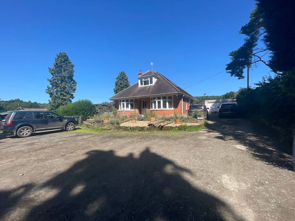 3 bed detached house for sale in Woodfield Lane, Romsley B62, £729,000