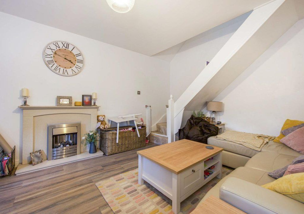 2 bed terraced house for sale in Peerless Drive, Harefield, Uxbridge