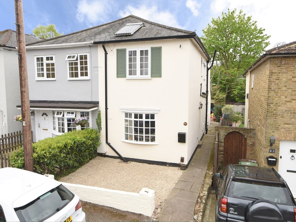 3 bed semidetached house for sale in Anderson Road, Weybridge KT13