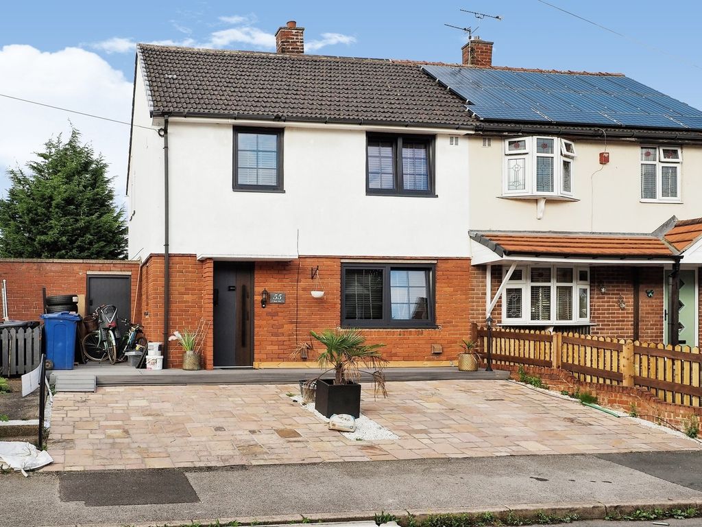 3 bed semidetached house for sale in Ollerton Road, Barnsley S71, £