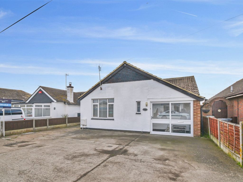2 bed bungalow for sale in Bentley Avenue, Herne Bay CT6 Zoopla