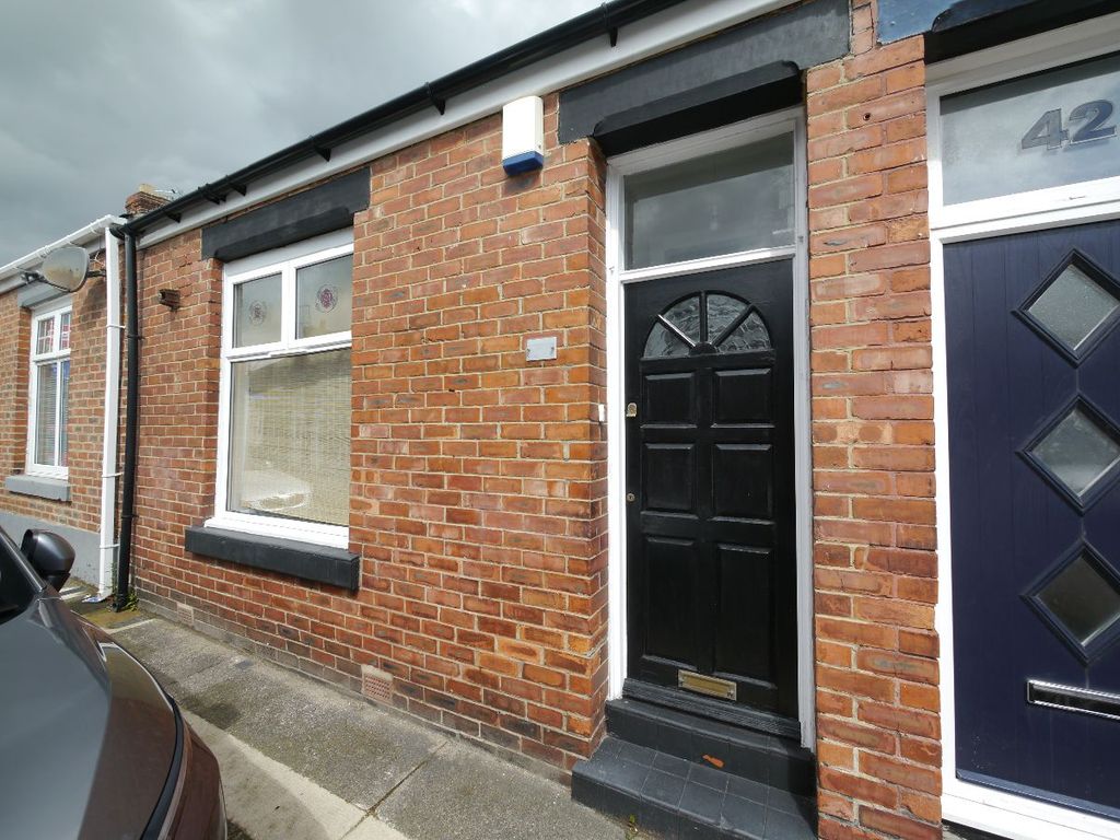 2 bed cottage to rent in Kitchener Street, Sunderland SR4, £695 pcm