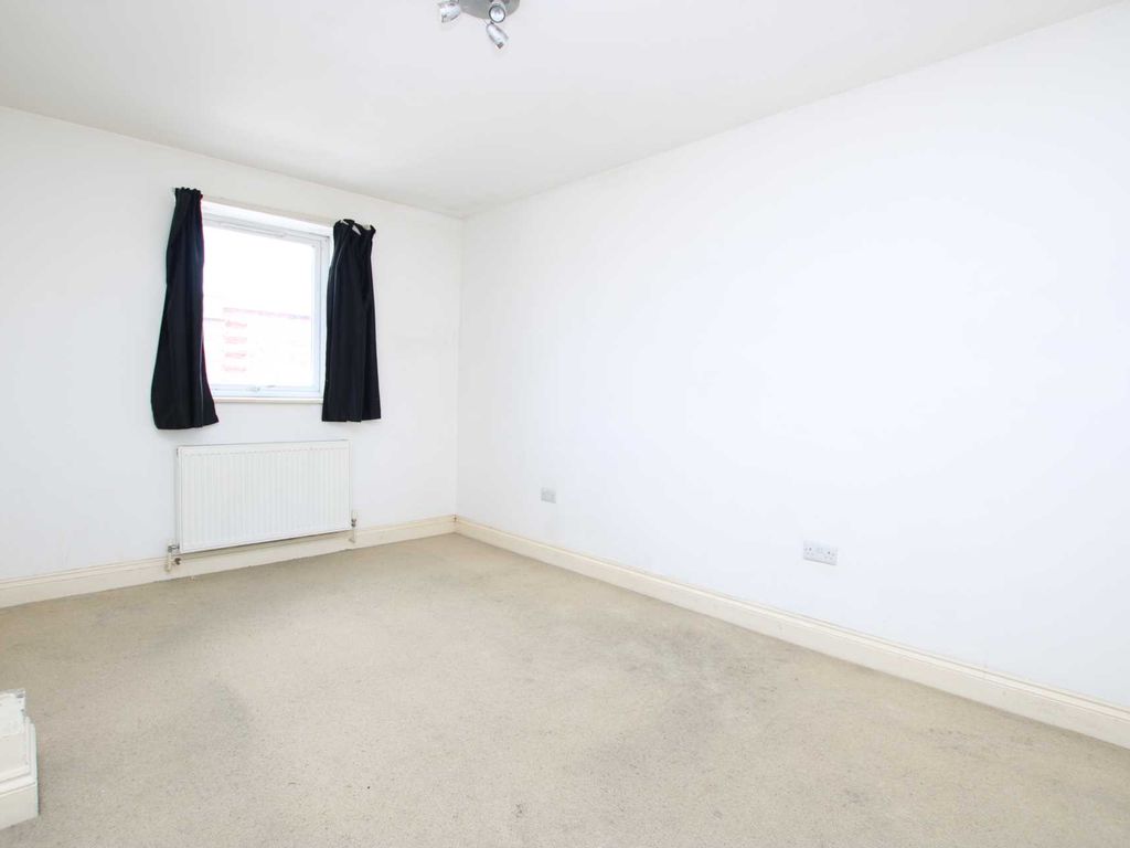 1 bed flat for sale in St Albans Road, North Watford WD24 Zoopla