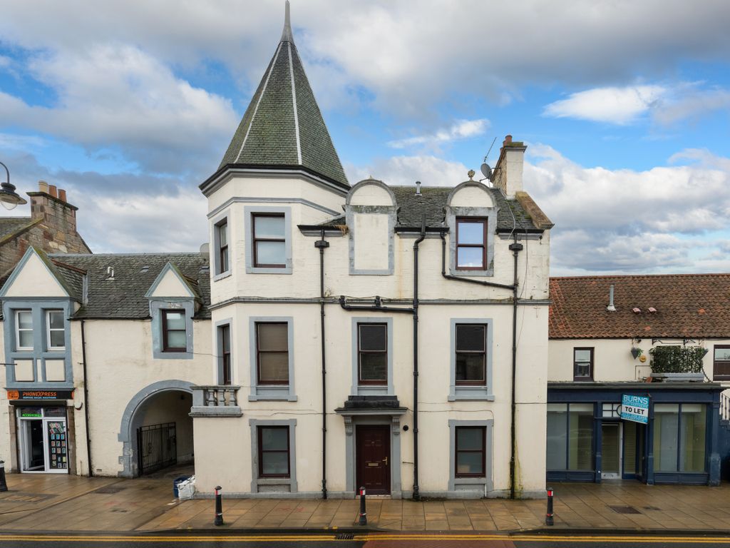 2 bed flat for sale in 89, Flat 1, High Street, Tranent EH33, £128,000