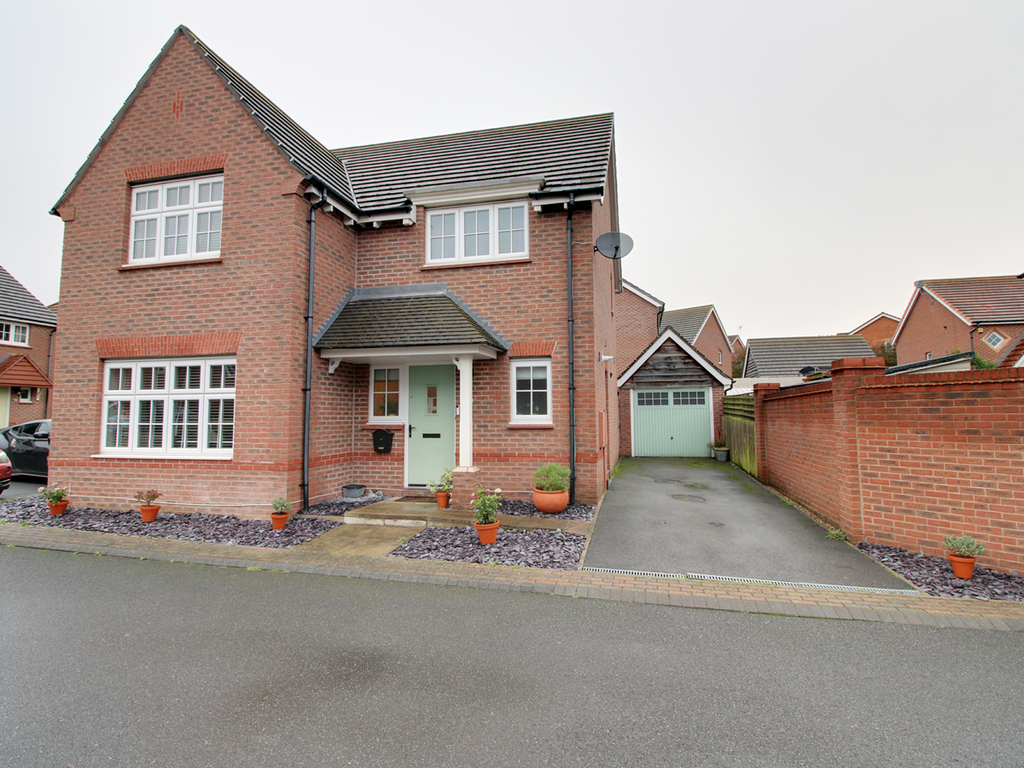 4 bed detached house for sale in Jubilee Place, BartonUponHumber DN18