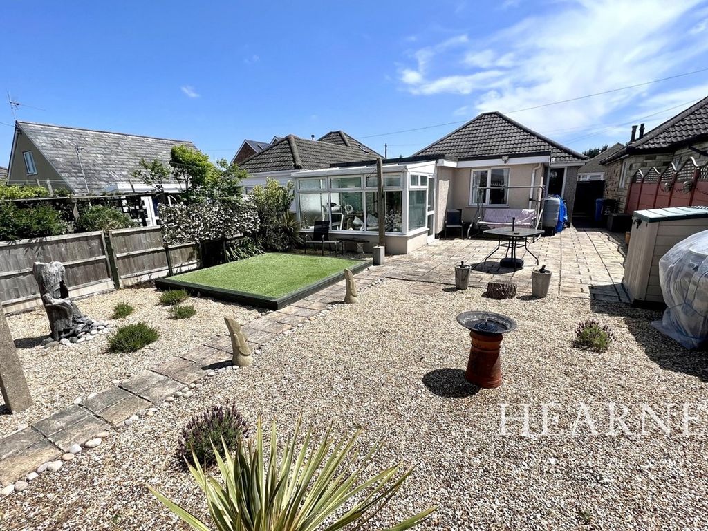 3 bed detached bungalow for sale in Hilda Road, Poole BH12 Zoopla