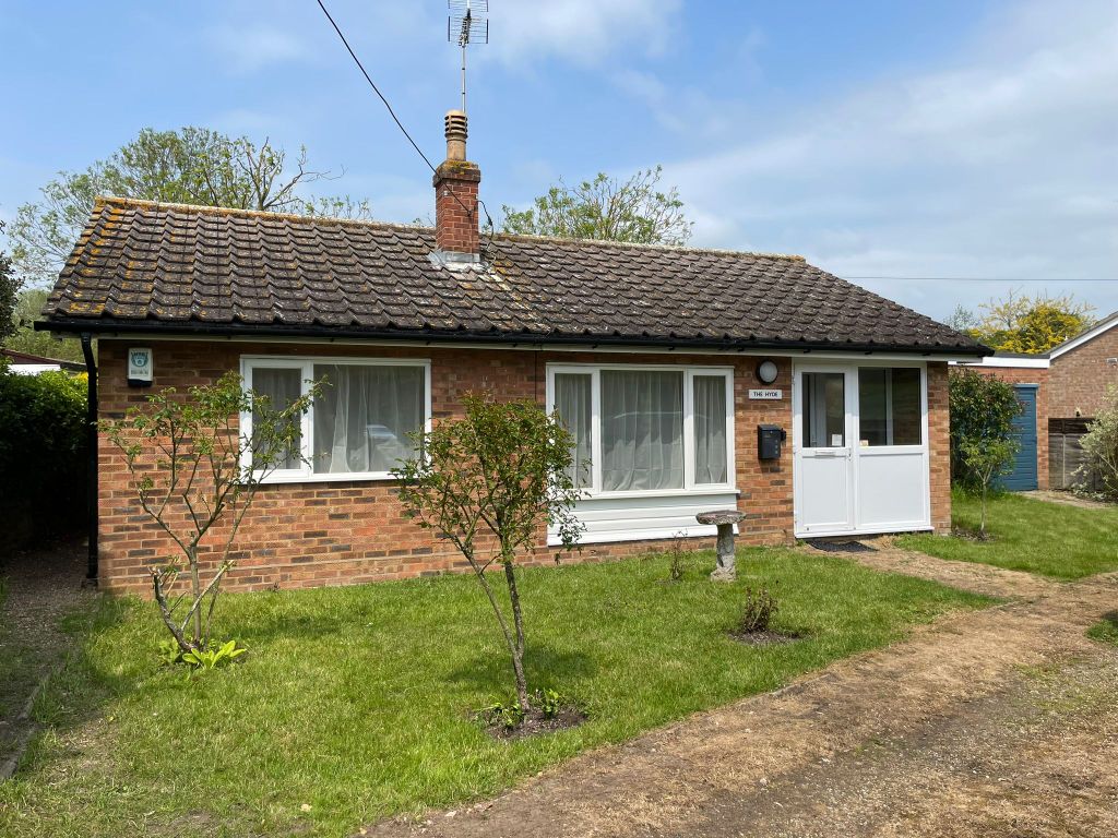 2 bed detached bungalow for sale in Parham, Woodbridge IP13 Zoopla
