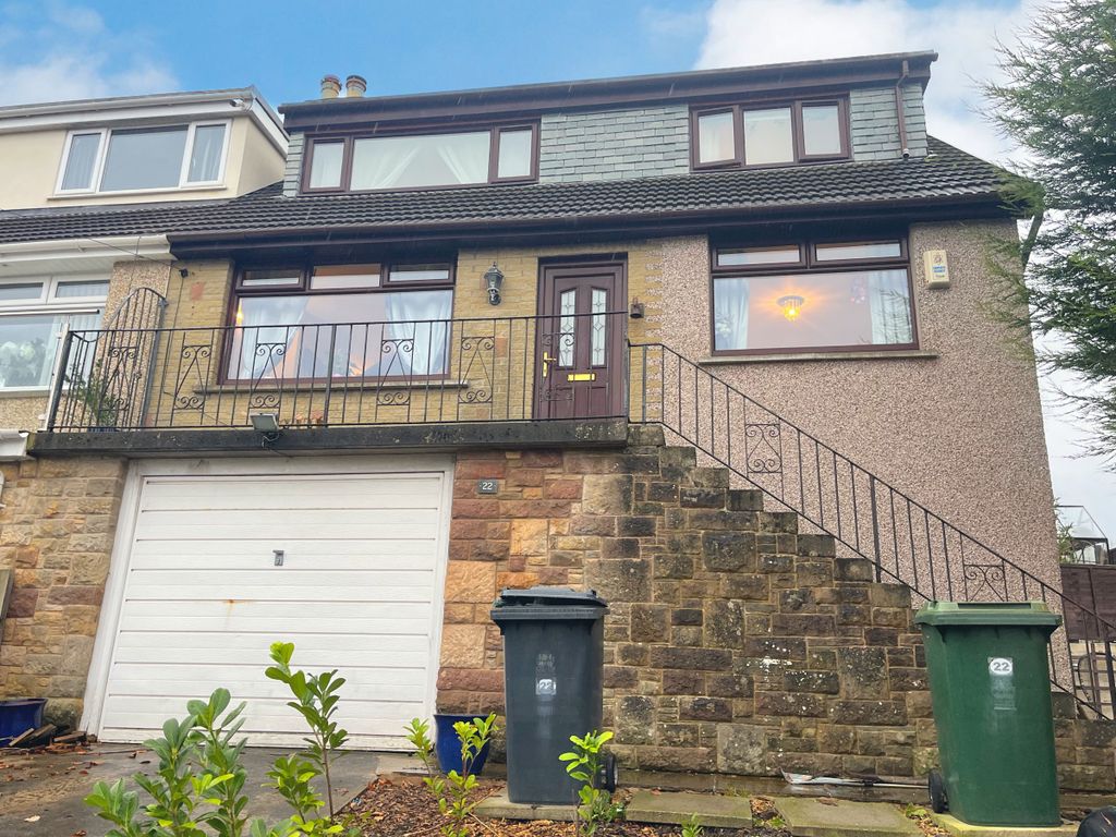 4 bed semidetached house for sale in Newlands Road, Lancaster LA1, £