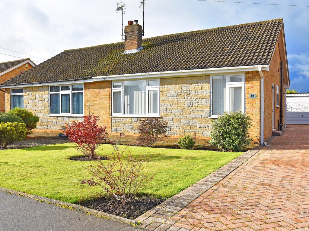 2 bed semidetached bungalow for sale in Larkfield Drive, Harrogate HG2