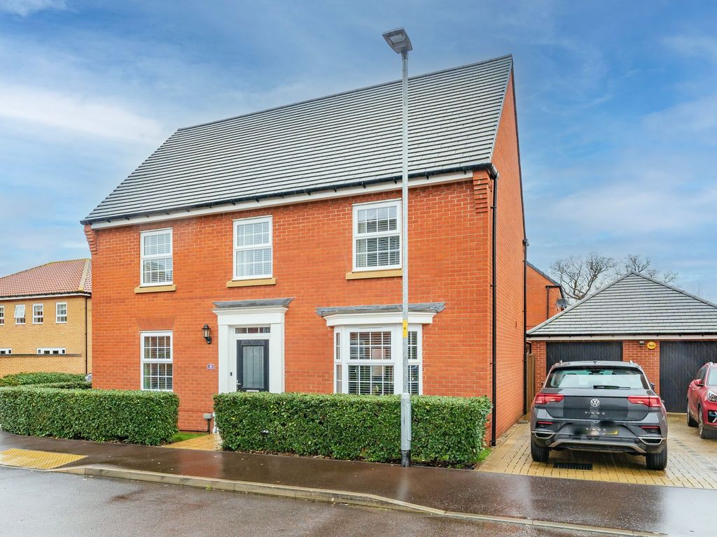 4 bed detached house for sale in Jenny Lind Close, Aylsham NR11, £