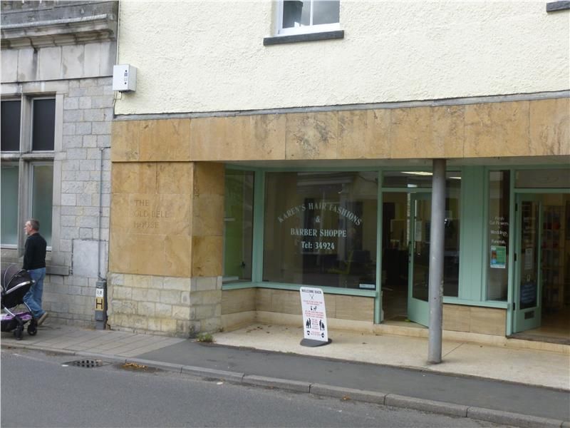 Retail premises to let in St. Chard Street, Axminster EX13