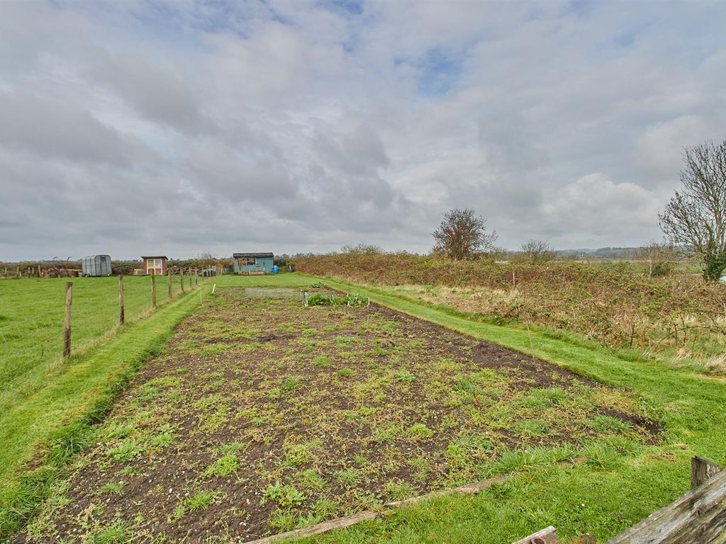 Land for sale in High Tor West, Earl Shilton, Leicester LE9 Zoopla
