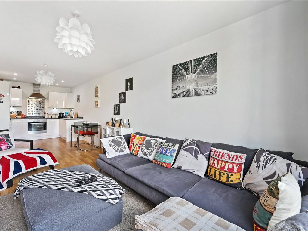 Cranston Court, 56 Bloemfontein Rd W12  