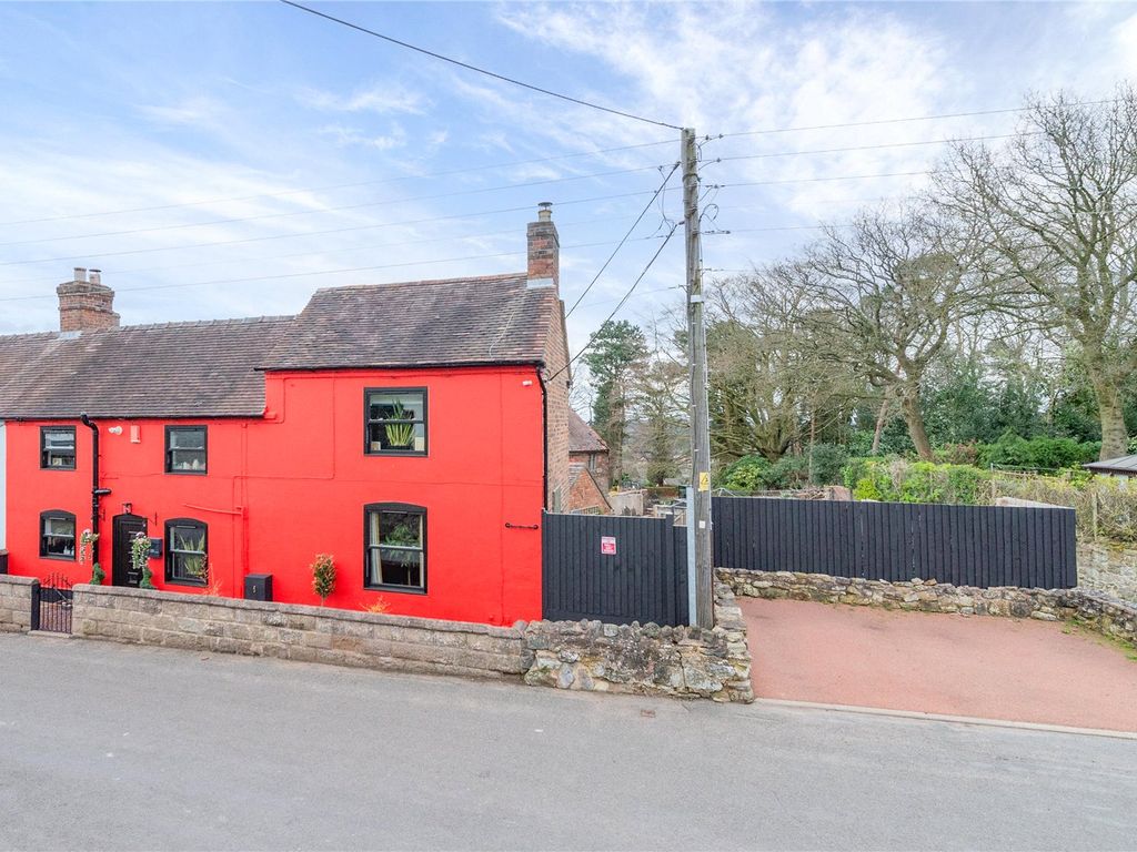 3 bed end terrace house for sale in Main Road, Ketley Bank, Telford