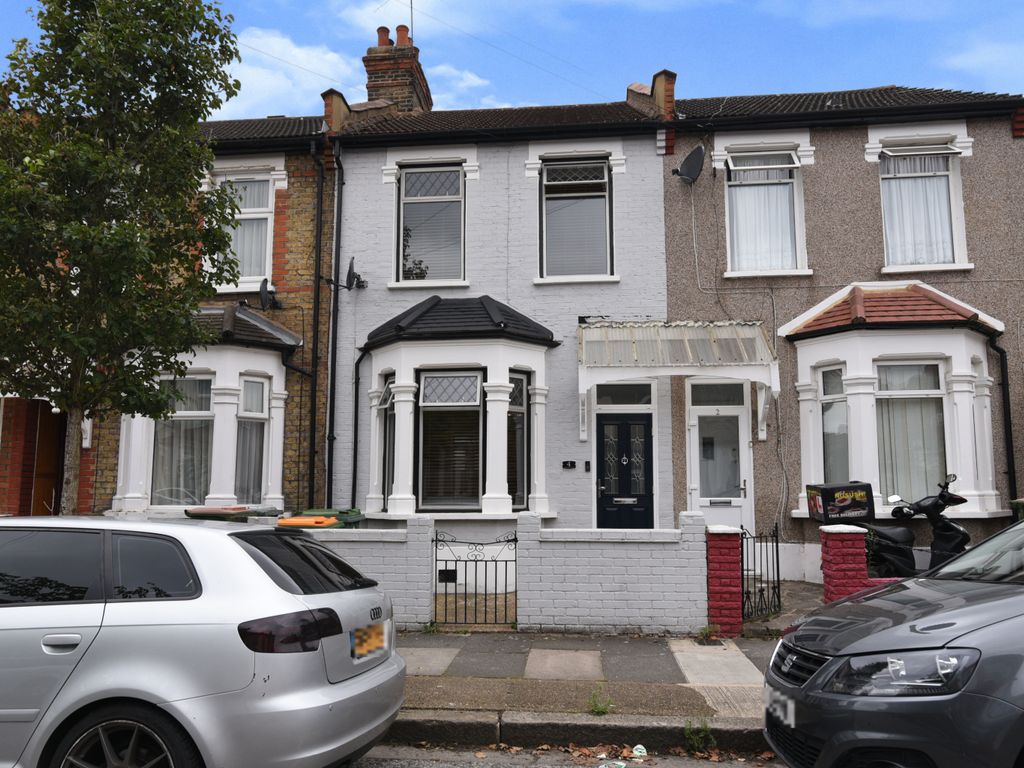 Beverley Road, East Ham, London E6  