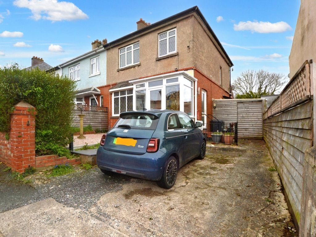 3 bed end terrace house for sale in St Margarets Avenue, Torquay, Devon
