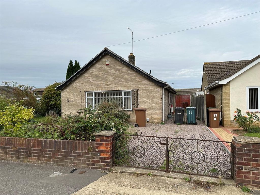 2 bed detached bungalow for sale in Gunthorpe Road, Gunthorpe