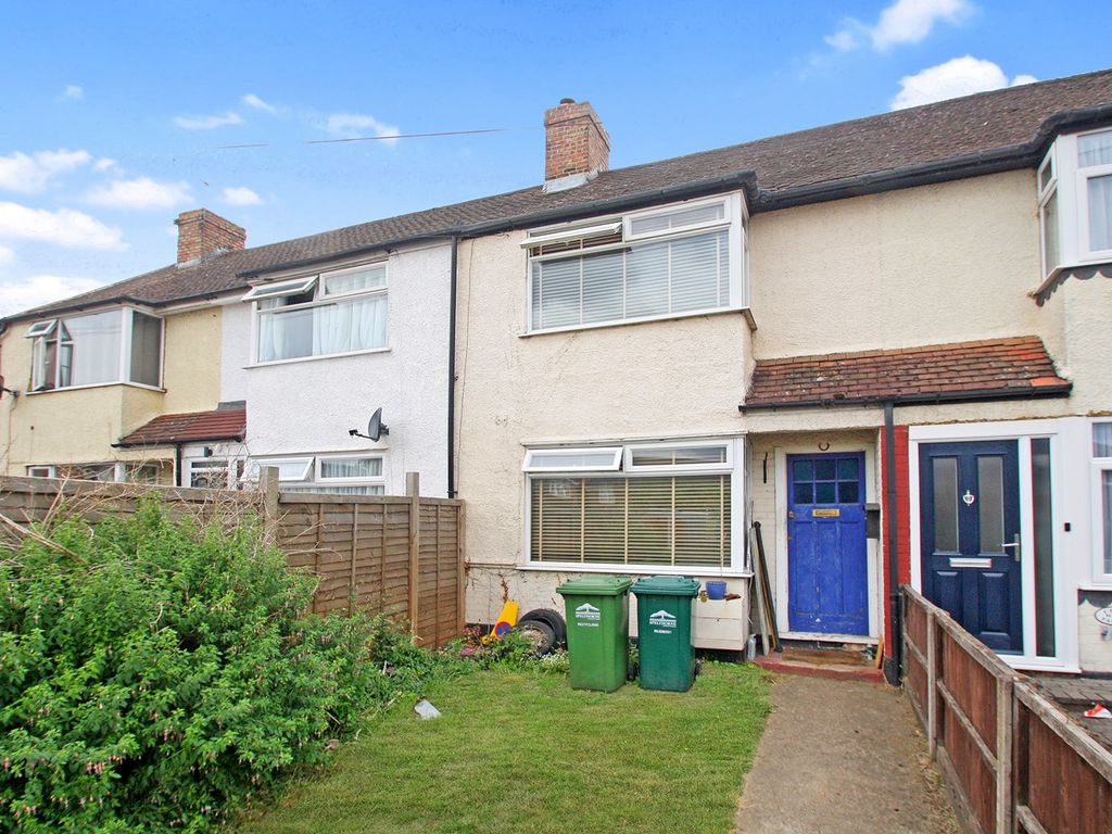 3 bed terraced house for sale in Long Lane, StainesUponThames TW19 Zoopla