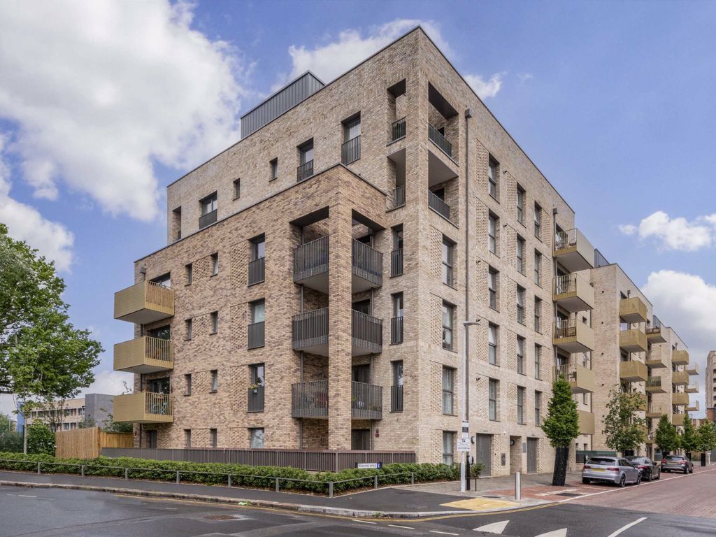 Selbourne Avenue, Hounslow TW3  