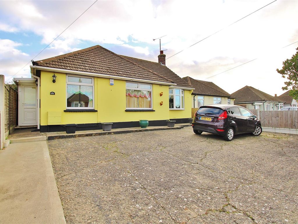 2 bed detached bungalow for sale in Walton Road, Walton On The Naze CO14 Zoopla