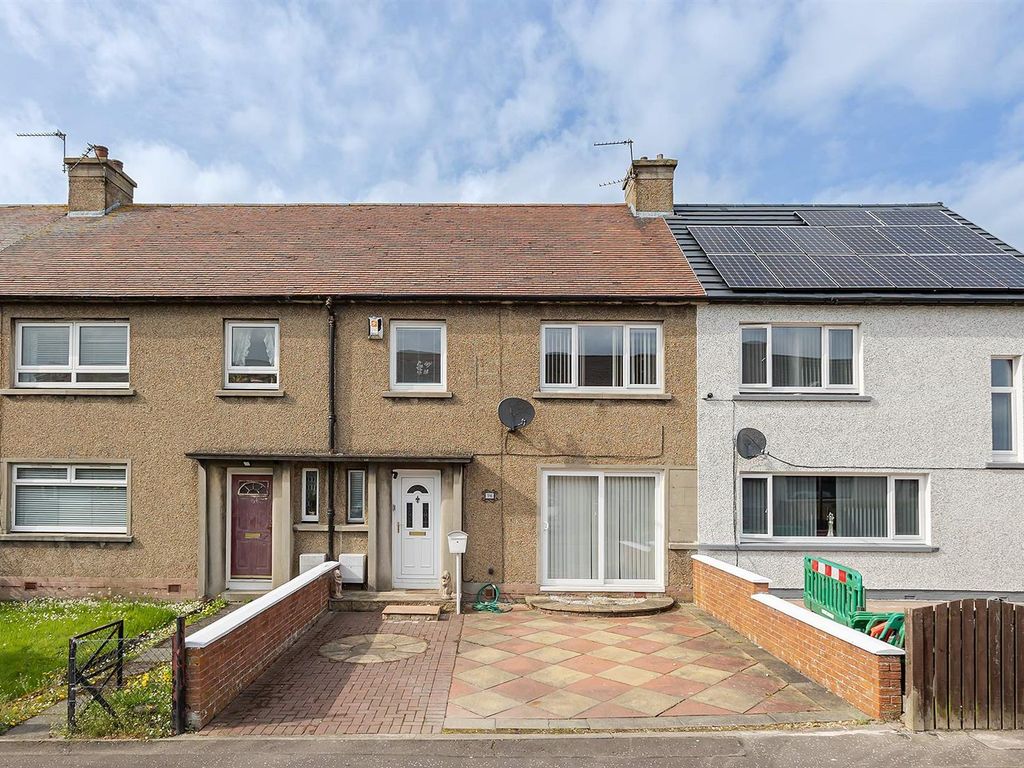 3 bed terraced house for sale in Ladeside Road, Blackburn, Bathgate