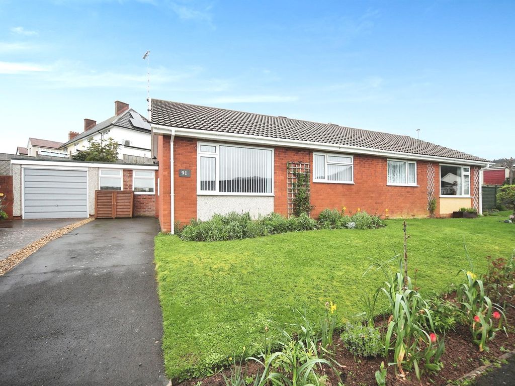 3 bed semidetached bungalow for sale in West Street, Minehead TA24