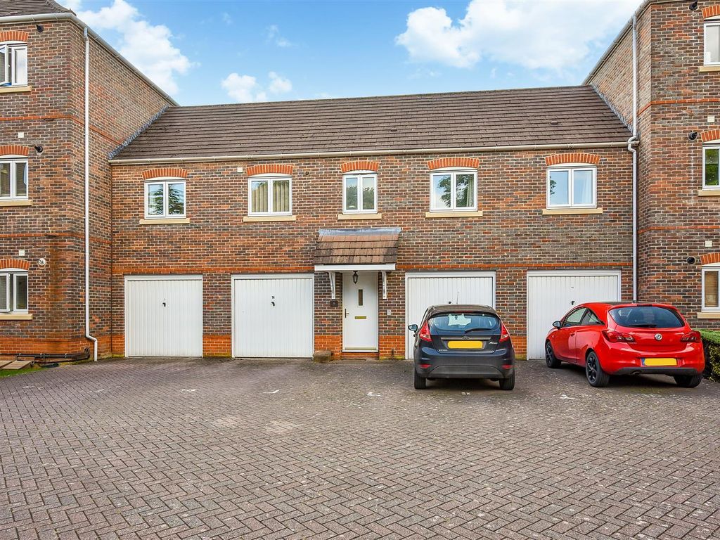 2 bed property for sale in Denning Mead, Andover SP10 Zoopla