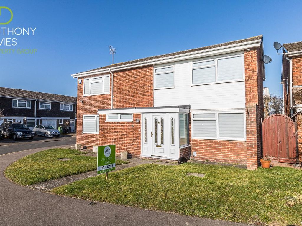 4 bed detached house for sale in Lampits, Hoddesdon EN11 Zoopla