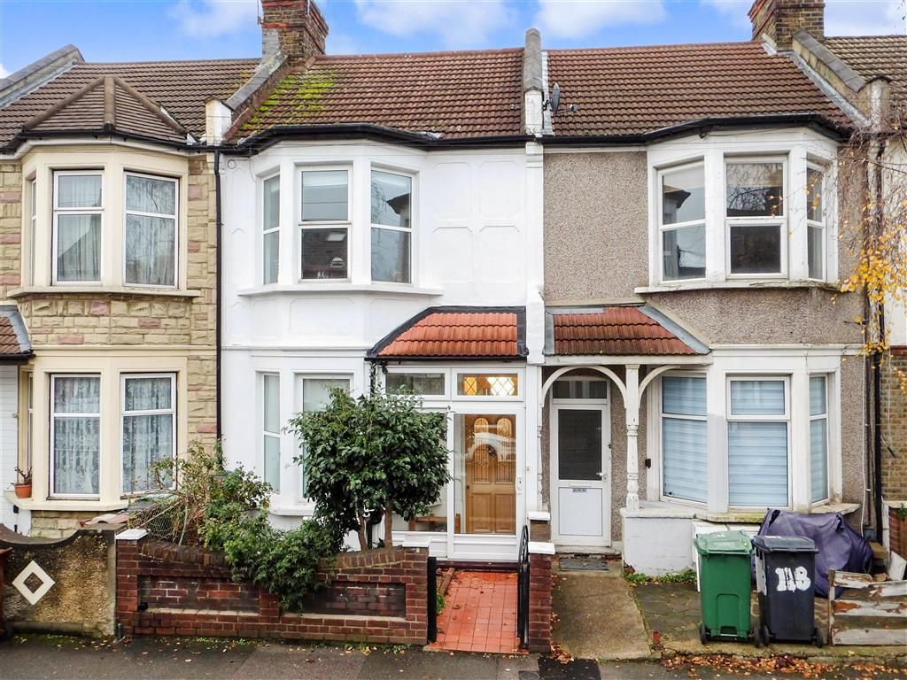 3 bed terraced house for sale in Shortlands Road, London E10 Zoopla