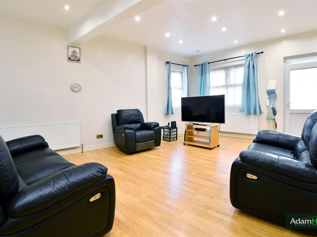 3 bed end terrace house for sale in Manor Park Road, East Finchley N2