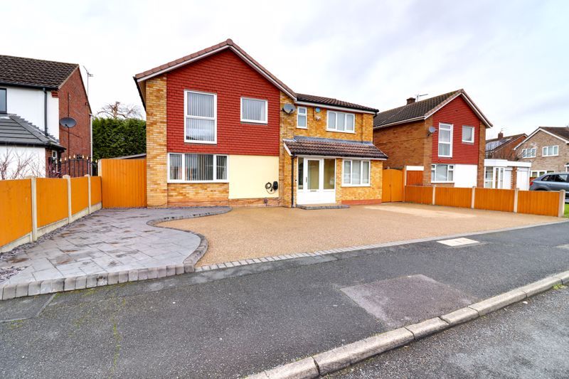 5 bed detached house for sale in Beverley Drive, Trinity Fields, Stafford ST16, £380,000 Zoopla