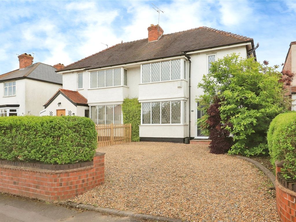 3 bed semidetached house for sale in Oxbarn Avenue, Wolverhampton