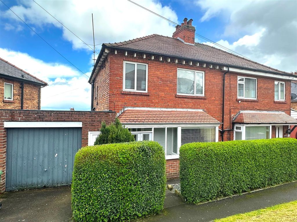 3 bed semidetached house for sale in Prospect Park, Scarborough YO12