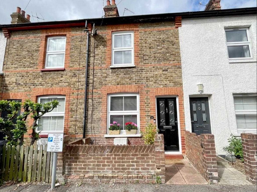 3 bed terraced house for sale in Ashdon Road, Bushey WD23., £409,950 Zoopla