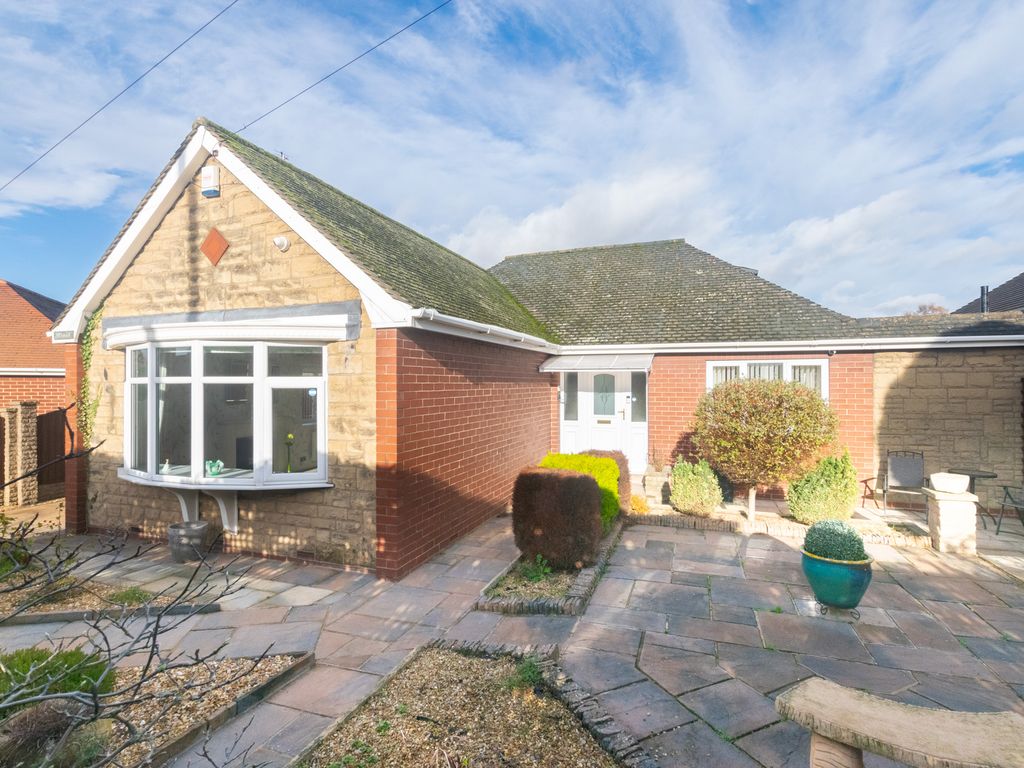 3 bed detached bungalow for sale in Doncaster Road, Branton, Doncaster