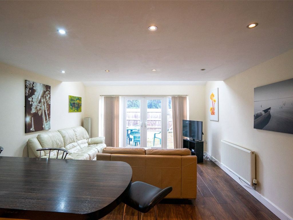 4 bed terraced house for sale in Eastleigh Road, City Centre, Leicester