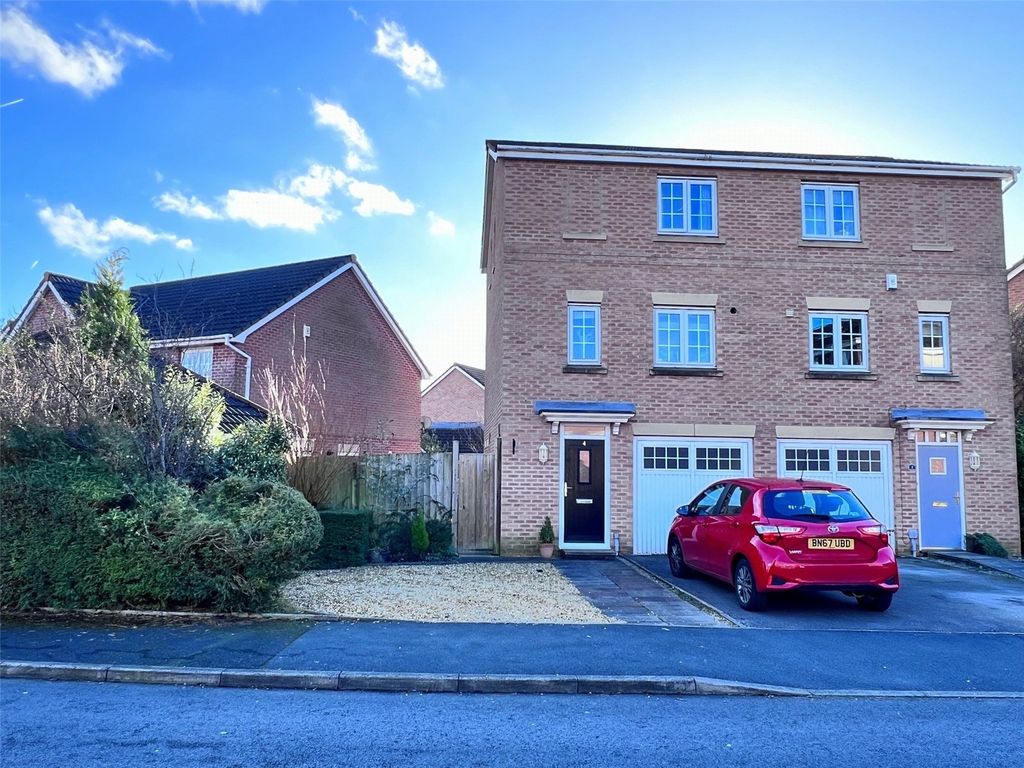 3 bed semidetached house for sale in Brampton Drive, Bamber Bridge