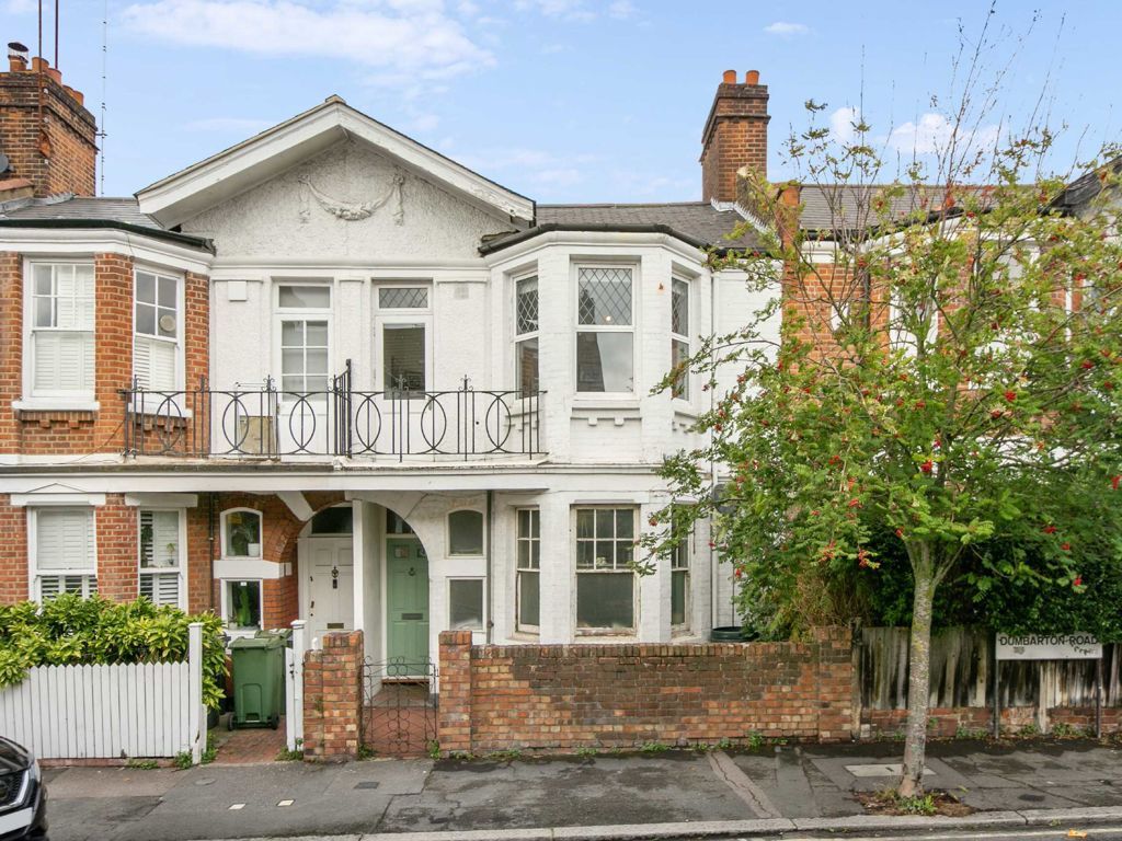 2 bed flat for sale in Dumbarton Road, London SW2, £600,000 Zoopla