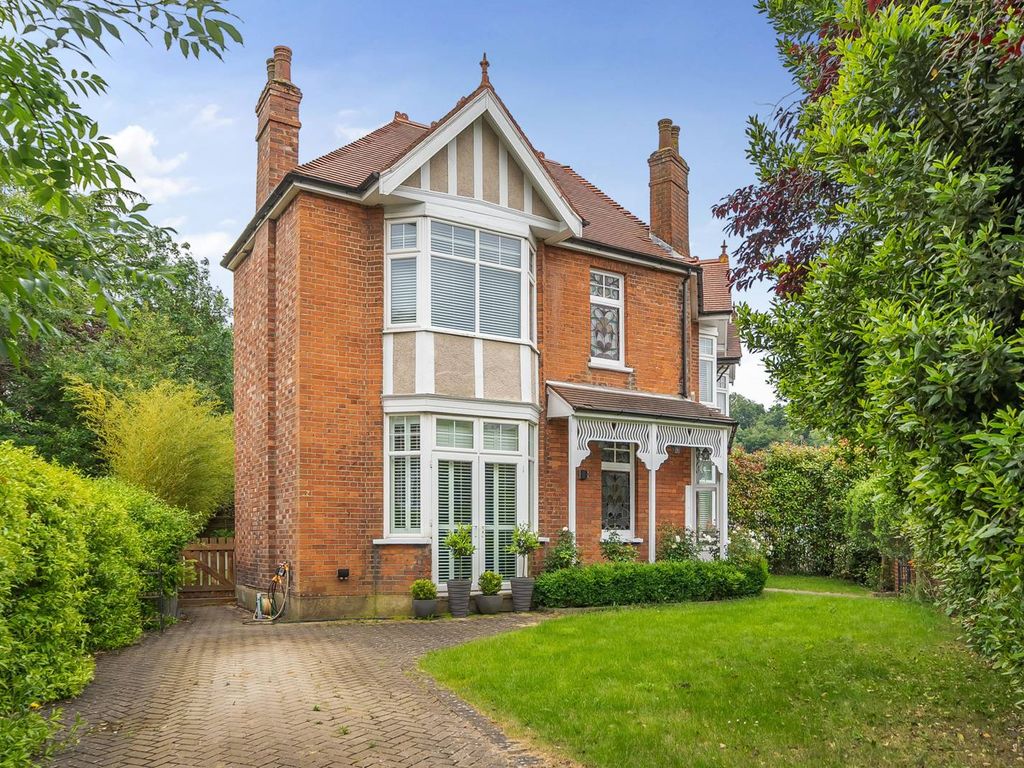 5 bed property for sale in Whitehall Road, Harrow On The Hill, Harrow